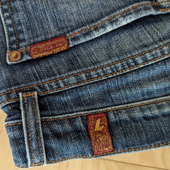 7for all mankind shorts - Picture 3 of 4